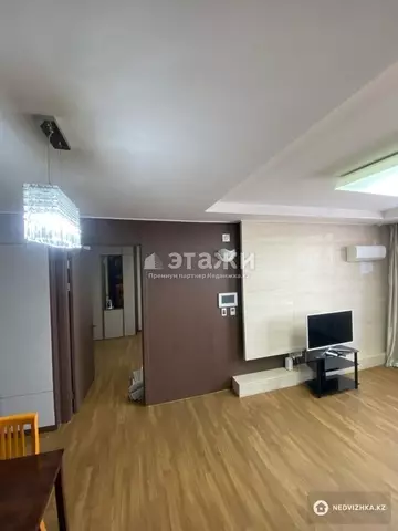 2-комнатная квартира, этаж 26 из 28, 70 м²