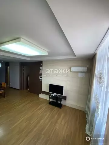 70 м², 2-комнатная квартира, этаж 26 из 28, 70 м², изображение - 4