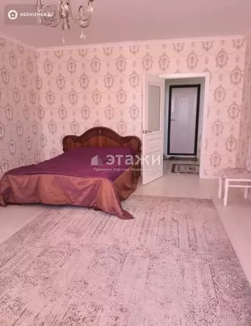 1-комнатная квартира, этаж 8 из 9, 64 м²