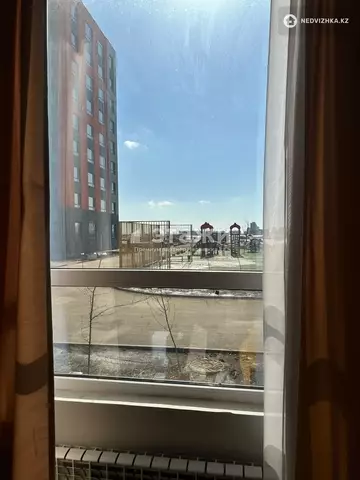 1-комнатная квартира, этаж 1 из 9, 35 м²