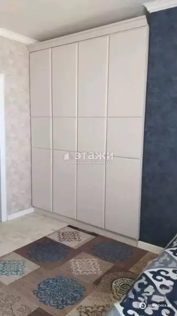 1-комнатная квартира, этаж 10 из 10, 32 м²