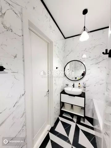 4-комнатная квартира, этаж 7 из 8, 138 м²