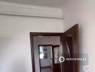 5-комнатный дом, 10 соток, 100 м²