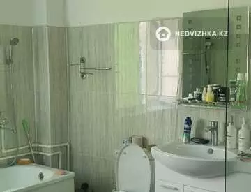 5-комнатный дом, 6 соток, 290 м²