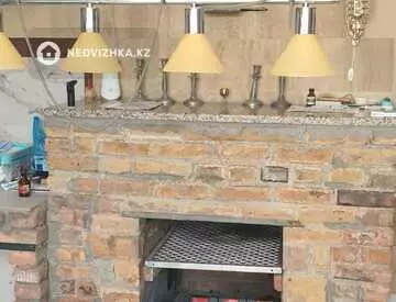5-комнатный дом, 6 соток, 290 м²