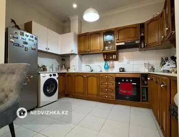 2-комнатная квартира, этаж 1 из 5, 63 м²