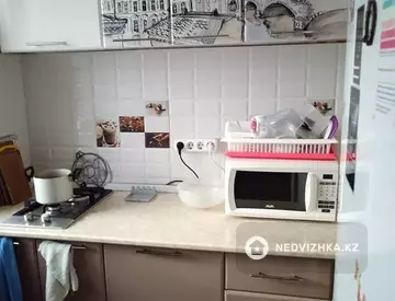 2-комнатная квартира, этаж 4 из 4, 44 м²