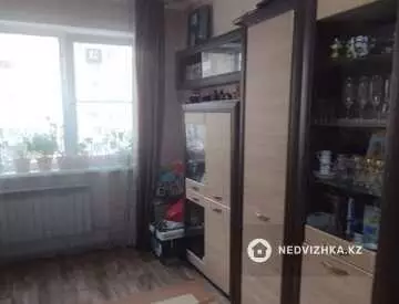 2-комнатная квартира, этаж 3 из 9, 64 м²