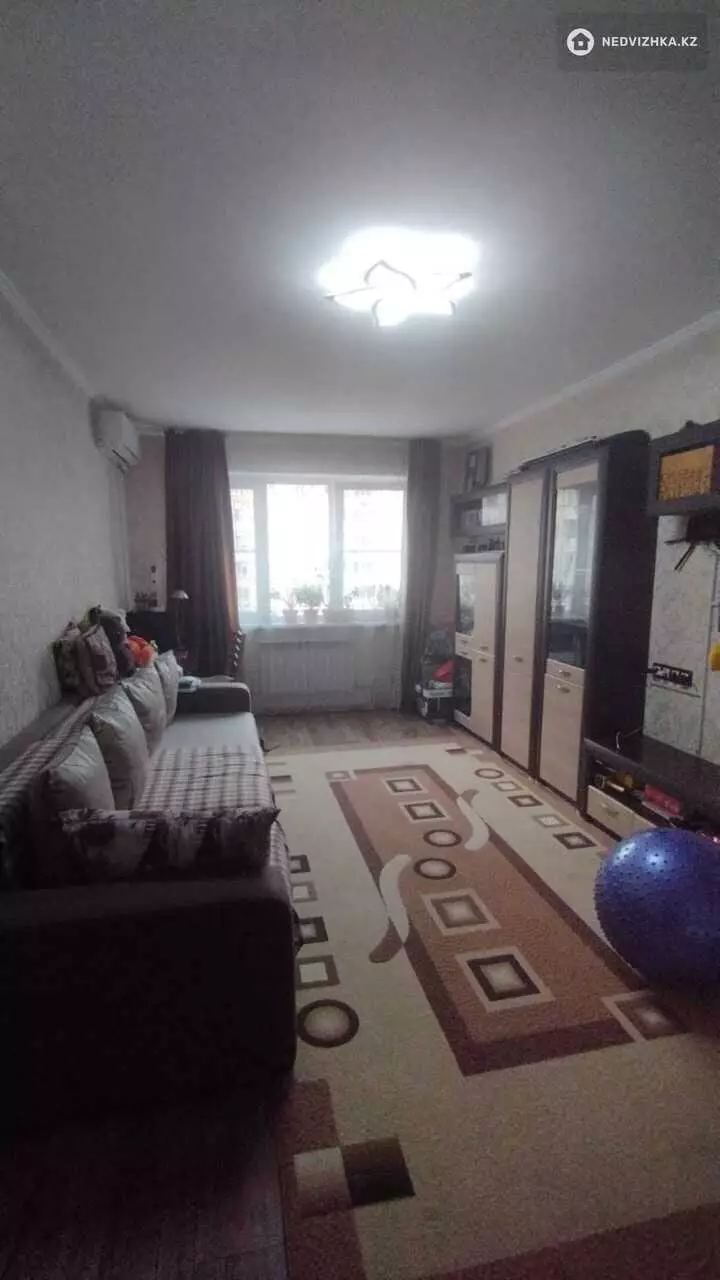 63.7 м², 2-комнатная квартира, этаж 3 из 9, 64 м², изображение - 1