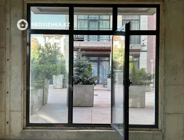 3-комнатная квартира, этаж 1 из 3