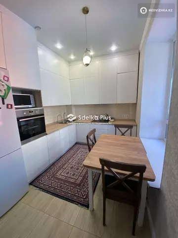 3-комнатная квартира, этаж 6 из 9, 74 м²