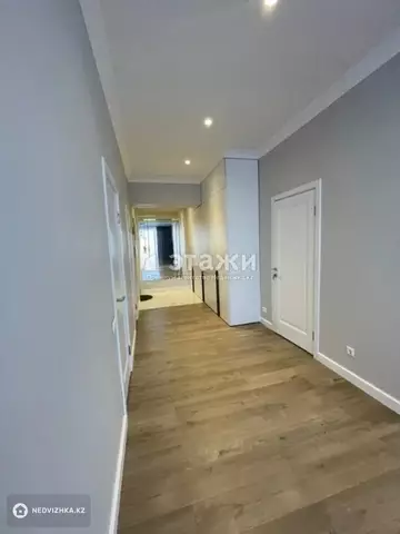 2-комнатная квартира, этаж 2 из 16, 76 м²