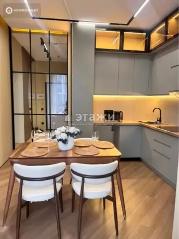 2-комнатная квартира, этаж 17 из 20, 90 м²