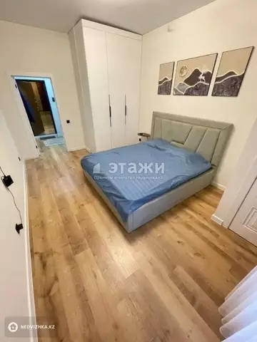 2-комнатная квартира, этаж 17 из 19, 54 м²