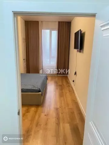 2-комнатная квартира, этаж 17 из 19, 54 м²