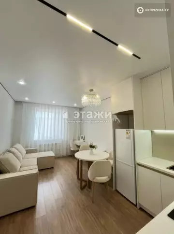 2-комнатная квартира, этаж 4 из 10, 43 м²