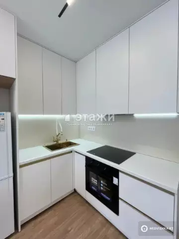 2-комнатная квартира, этаж 4 из 10, 43 м²