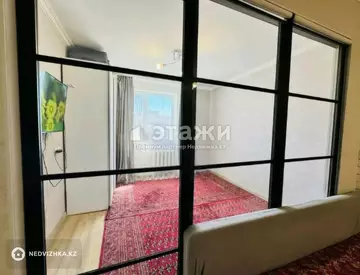 2-комнатная квартира, этаж 12 из 12, 50 м²