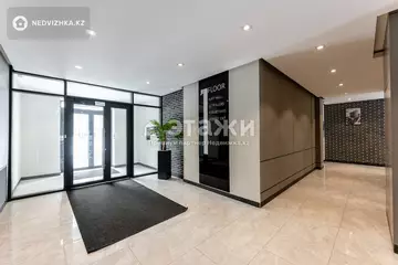 4-комнатная квартира, этаж 3 из 12, 105 м²