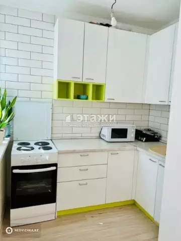 1-комнатная квартира, этаж 4 из 8, 42 м²