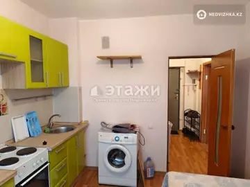 1-комнатная квартира, этаж 8 из 8, 37 м²