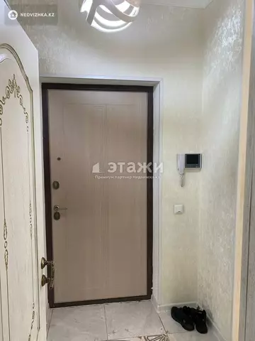 1-комнатная квартира, этаж 8 из 10, 40 м²