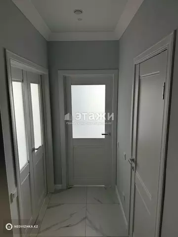 1-комнатная квартира, этаж 9 из 12, 37 м²