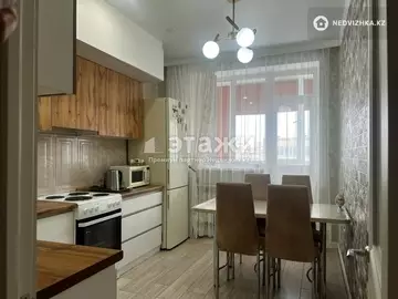3-комнатная квартира, этаж 9 из 9, 82 м²