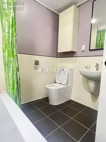 2-комнатная квартира, этаж 4 из 21, 50 м²