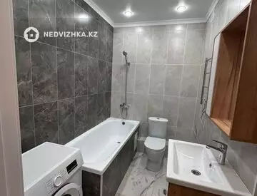1-комнатная квартира, этаж 2 из 14, 32 м², на длительный срок