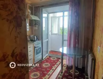 3-комнатная квартира, этаж 3 из 9, 55 м²