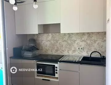 1-комнатная квартира, этаж 16 из 16, 40 м²