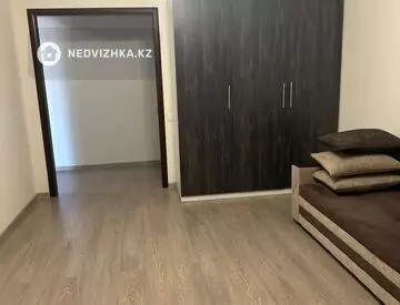 1-комнатная квартира, этаж 16 из 16, 40 м²