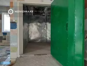 Производственное помещение, этаж 1 из 3, 600 м²