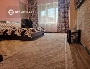 2-комнатная квартира, этаж 10 из 11, 95 м²