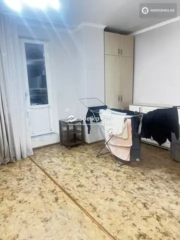 1-комнатная квартира, этаж 9 из 12, 44 м²