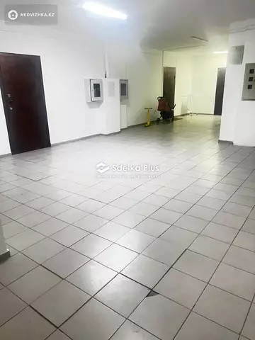 1-комнатная квартира, этаж 9 из 12, 44 м²