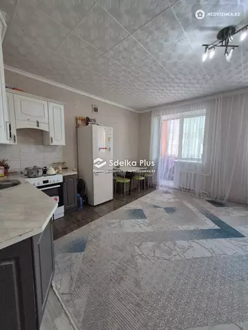 2-комнатная квартира, этаж 2 из 5, 48 м²