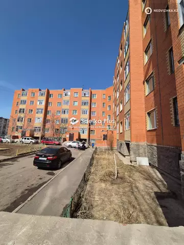2-комнатная квартира, этаж 2 из 5, 48 м²