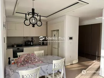 2-комнатная квартира, этаж 22 из 25, 76 м²