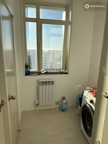 2-комнатная квартира, этаж 22 из 25, 76 м²