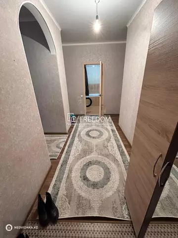 2-комнатная квартира, этаж 9 из 16, 64 м²