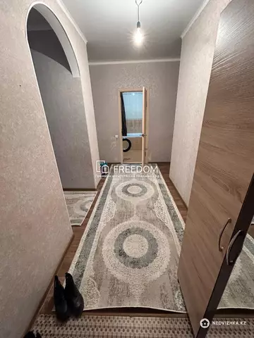 2-комнатная квартира, этаж 9 из 16, 64 м²