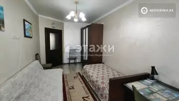 3-комнатная квартира, этаж 2 из 10, 80 м²