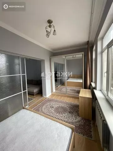 2-комнатная квартира, этаж 3 из 9, 65 м²