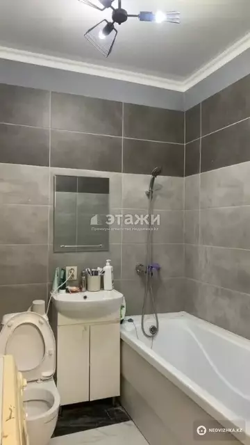 2-комнатная квартира, этаж 3 из 5, 44 м²