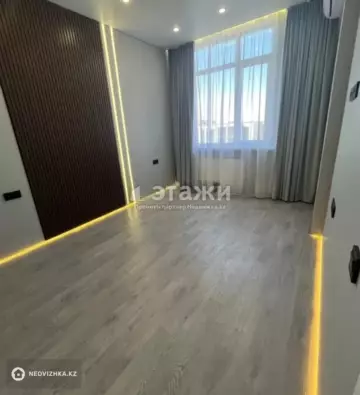 1-комнатная квартира, этаж 10 из 15, 39 м²
