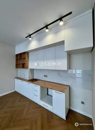 2-комнатная квартира, этаж 9 из 12, 55 м²