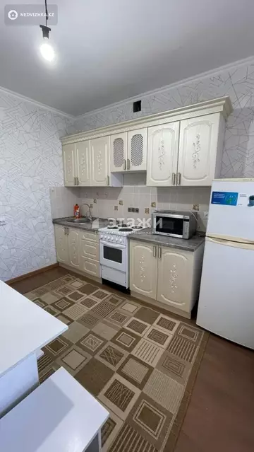1-комнатная квартира, этаж 6 из 6, 33 м²