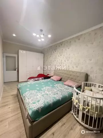 3-комнатная квартира, этаж 6 из 9, 80 м²